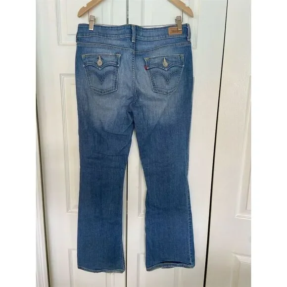 Levi's Women's Bootcut Jeans Size 10 Blue Medium Wash Stretch Denim - Picture 2 of 5